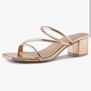 NEVER WORN Shoe'N Tale Strappy Heels